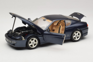 Ferrari 456 GT Blau Bburago 1:18 3036-B1 Metall — Bild 2 von 8