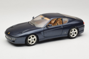 Ferrari 456 GT Blau Bburago 1:18 3036-B1 Metall