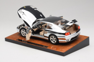 Ferrari 456 GT Chrome Silver Bburago 1:18 3746-R1 Metall — Bild 5 von 8