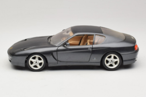 Ferrari 456 GT Grau Metallic Bburago 1:18 3036-G1 Metall — Bild 4 von 8