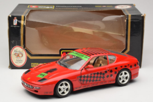 Ferrari 456 GT Interconti Car HiFi Rot Bburago 1:18 3036-D Metall — Bild 8 von 8