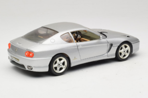 Ferrari 456 GT Silber Bburago 1:18 3336-S1 Metall — Bild 3 von 8