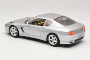 Ferrari 456 GT Silber Bburago 1:18 3336-S1 Metall — Bild 7 von 8