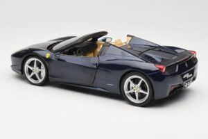 Ferrari 458 Italia Spider Dark Blue Metallic Hot Wheels 1:18 X5529 Metall — Bild 7 von 8
