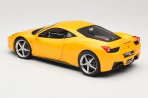 Ferrari 458 Italia Gelb Hot Wheels 1:18 P9894 Metall — Bild 7 von 8