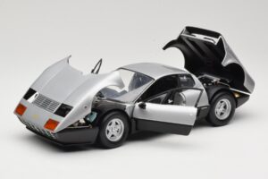 Ferrari 512BB Silber Kyosho 1:18 08171S Metall — Bild 2 von 8