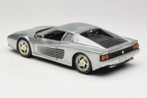 Ferrari 512M Chrome Silver Hot Wheels 1:18 25739 Metall — Bild 7 von 8