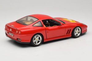 Ferrari 550 Maranello 22 Jahre Ferrari Model Club Rot Bburago 1:18 3064-P2 Metall — Bild 3 von 8