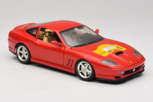 Ferrari 550 Maranello 22 Jahre Ferrari Model Club Rot Bburago 1:18 3064-P2 Metall — Bild 6 von 8