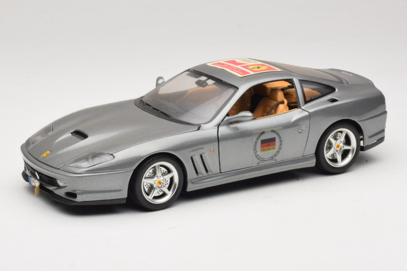 Ferrari 550 Maranello 25 Ferrari Model Club Silber Bburago 1:18 3344-S1 Metall