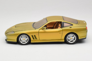 Ferrari 550 Maranello Gold Metallic Braccio & Gotz Bburago 1:18 3044-G1 Metall — Bild 4 von 8