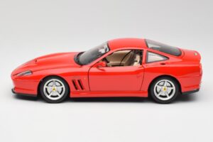 Ferrari 550 Maranello Rot Bburago 1:18 3064 Metall — Bild 4 von 8