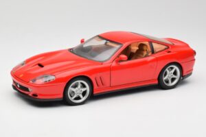 Ferrari 550 Maranello Rot Maisto 1:18 31839 Metall