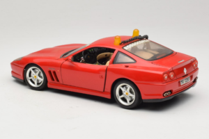 Ferrari 550 Maranello Safety Car Rosso Corsa Bburago 1:18 3064-P1 Metall — Bild 7 von 8