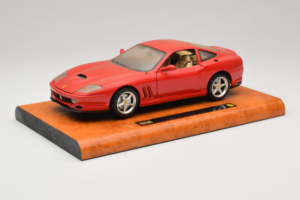 Ferrari 550 Maranello Technik Museum Speyer Edition Bburago 1:18 B001 Metall