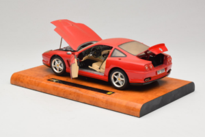 Ferrari 550 Maranello Technik Museum Speyer Edition Bburago 1:18 B001 Metall — Bild 5 von 8