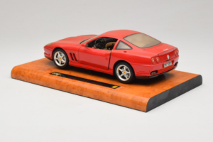 Ferrari 550 Maranello Technik Museum Speyer Edition Bburago 1:18 B001 Metall — Bild 7 von 8