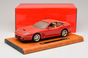 Ferrari 550 Maranello Technik Museum Speyer Edition Bburago 1:18 B001 Metall — Bild 8 von 8