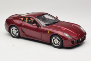 Ferrari 599 GTB Fiorano Dunkelrot Hot Wheels 1:18 M1200 Metall — Bild 6 von 8