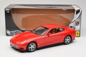 Ferrari 612 Scaglietti Rosso Corsa Hot Wheels 1:18 B6047 Metall — Bild 8 von 8