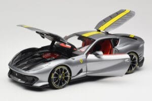 Ferrari 812 Competizione Grigio Coburn Bburago 1:18 18-01647 Metall — Bild 2 von 8