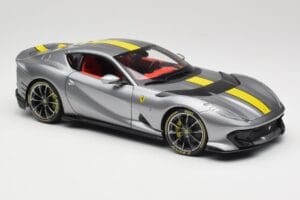 Ferrari 812 Competizione Grigio Coburn Bburago 1:18 18-01647 Metall — Bild 6 von 8