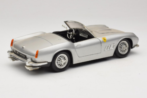 Ferrari California Cabriolet Silber Tonka 1:18 01109-S1 Metall — Bild 3 von 8