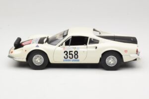 Ferrari Dino 246 GT Weiß Anson 1:18 3580 Metall — Bild 4 von 8