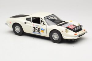 Ferrari Dino 246 GT Weiß Anson 1:18 3580 Metall — Bild 6 von 8