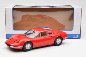 Ferrari Dino 246 GT Rot MCG 1:18 MCG18166 Metall — Bild 6 von 6