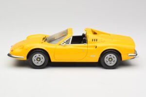 Ferrari Dino 246 GTS Gelb Hot Wheels 1:18 23920 Metall — Bild 4 von 8