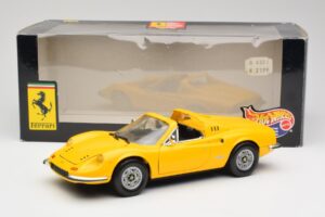 Ferrari Dino 246 GTS Gelb Hot Wheels 1:18 23920 Metall — Bild 8 von 8