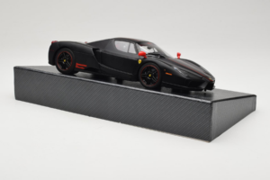 Ferrari Enzo Matt Black Limitierte Auflage BBR 1:18 HE180029 Metall — Bild 5 von 9