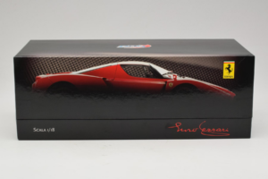 Ferrari Enzo Matt Black Limitierte Auflage BBR 1:18 HE180029 Metall — Bild 8 von 9