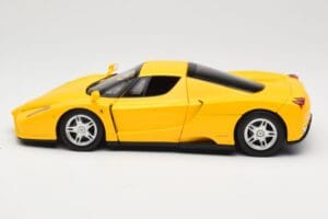 Ferrari Enzo Gelb Hot Wheels 1:18 C1550 Metall — Bild 4 von 8