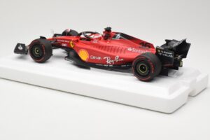 Ferrari F1-75 #16 C. Leclerc Winner Bahrain GP 2022 BBR 1:18 BBR221816 Resin — Bild 5 von 6