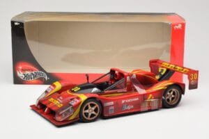 Ferrari F333 SP #30 Moretti 2001 Hot Wheels 1:18 29750 Metall — Bild 6 von 6