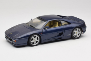 Ferrari F355 Berlinetta Blau Metallic UT Models 1:18 180074020-B1 Metall