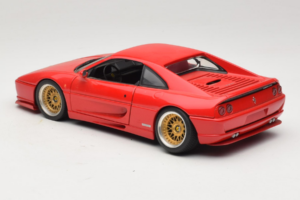 Ferrari F355 Berlinetta Rot Mit Custom-Goldfelgen UT Models 1:18 180074020-P5 Metall — Bild 7 von 8