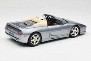 Ferrari F355 Spider Silber Hot Wheels 1:18 23907-M1 Metall — Bild 3 von 8