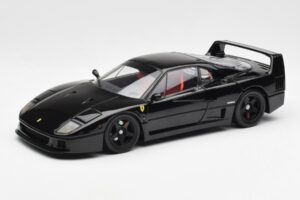 Ferrari F40 Schwarz Kyosho 1:18 08416BK Metall