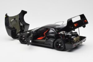 Ferrari F40 Schwarz Kyosho 1:18 08416BK Metall — Bild 7 von 10