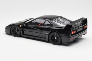 Ferrari F40 Schwarz Kyosho 1:18 08416BK Metall — Bild 9 von 10