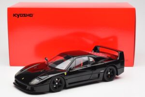 Ferrari F40 Schwarz Kyosho 1:18 08416BK Metall — Bild 10 von 10