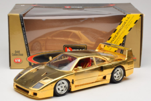 Ferrari F40 Chrome Gold Limited Edition 250 pcs Bburago 1:18 3332-G1 Metall — Bild 8 von 8