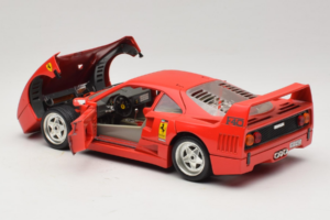 Ferrari F40 Club Deutschland Rot Bburago 1:18 3032-L3 Metall — Bild 5 von 8