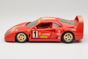 Ferrari F40 Evoluzione #1 Pirelli Rot 1992 Bburago 1:18 3042-P1 Metall — Bild 4 von 8