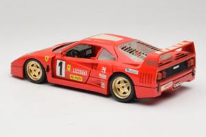 Ferrari F40 Evoluzione #1 Pirelli Rot 1992 Bburago 1:18 3042-P1 Metall — Bild 7 von 8
