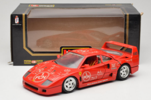 Ferrari F40 Evoluzione FC Nürnberg Special Edition Rot Bburago 1:18 3042-FCN Metall — Bild 8 von 8