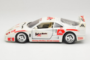 Ferrari F40 Kart-o-Mania Weiß Bburago 1:18 3332-W3 Metall — Bild 4 von 8